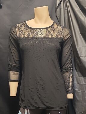 LAVENA Black Lace Accent Sheer Sleeve Top SIZE MED BEAD EMBELLISHMENTS